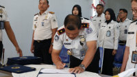 Cover-Penandatanganan-Pakta-Integritas-Panitia-Penerima-Taruna-Taruni-Imigrasi-NTT-768x461